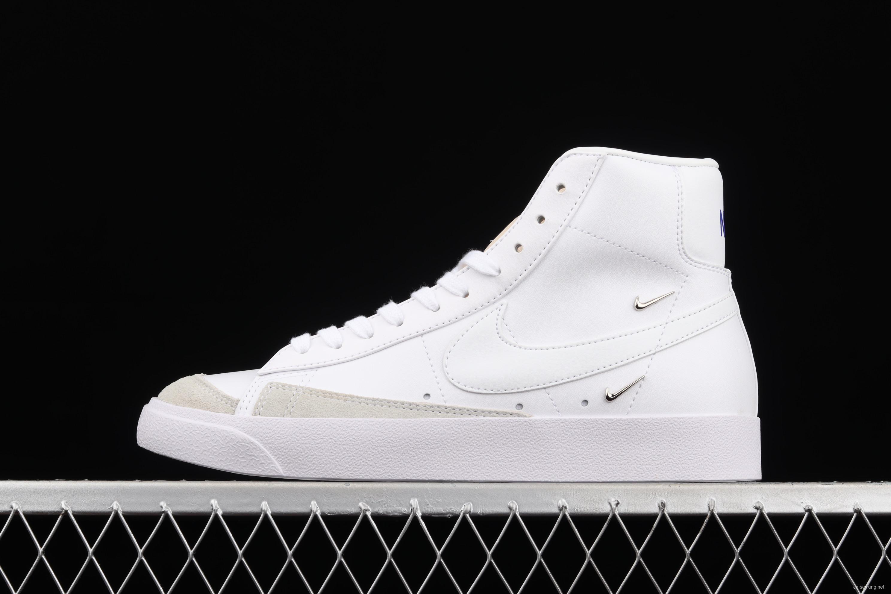 NIKE Blazer Mid'77 SE Chrome Luxe White, Blue and Silver Trail Blazers High Top Leisure Board shoes CZ4627-100