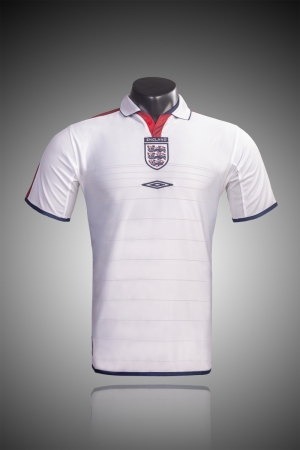 Retro 2004 England Home Soccer Jersey