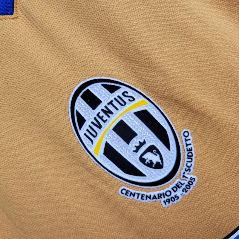 2005/06 Retro Juventus Third Jersey