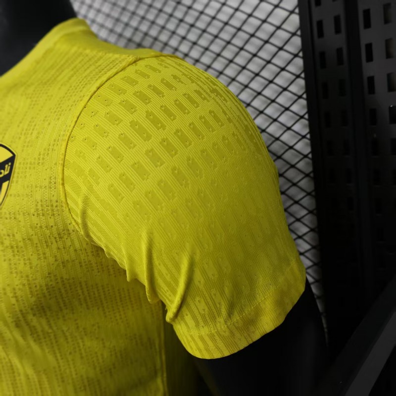 Player Version 25/26 Al-Ittihad Jeddah Yellow with Vertical Stripe Pattern Jersey