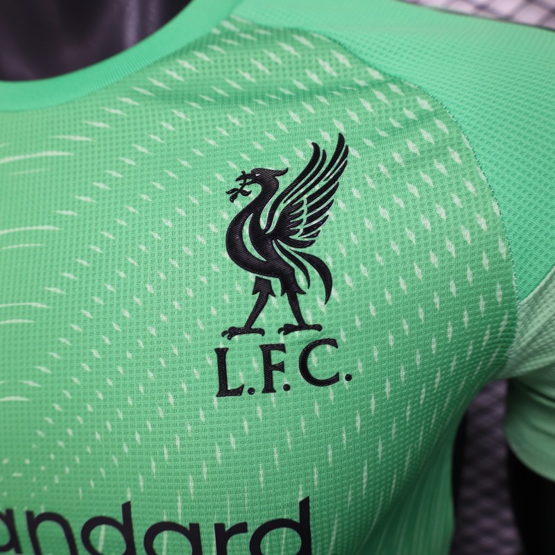 Player Version 25/26 Liverpool Green Goalkeeper Jersey
