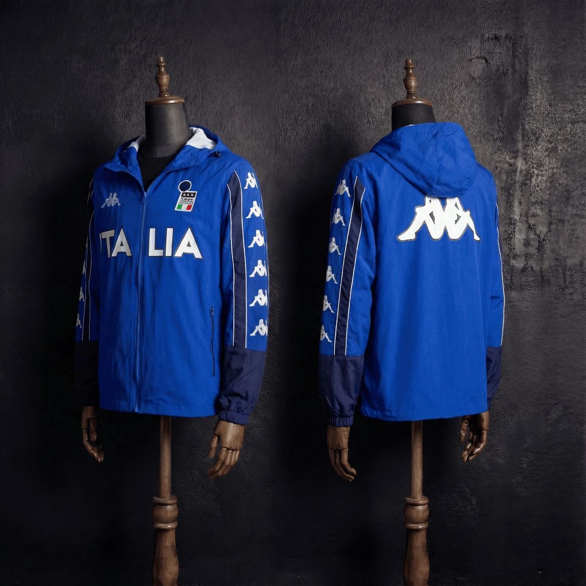 1998 Vintage Style Italy Blue Jacket Windbreaker