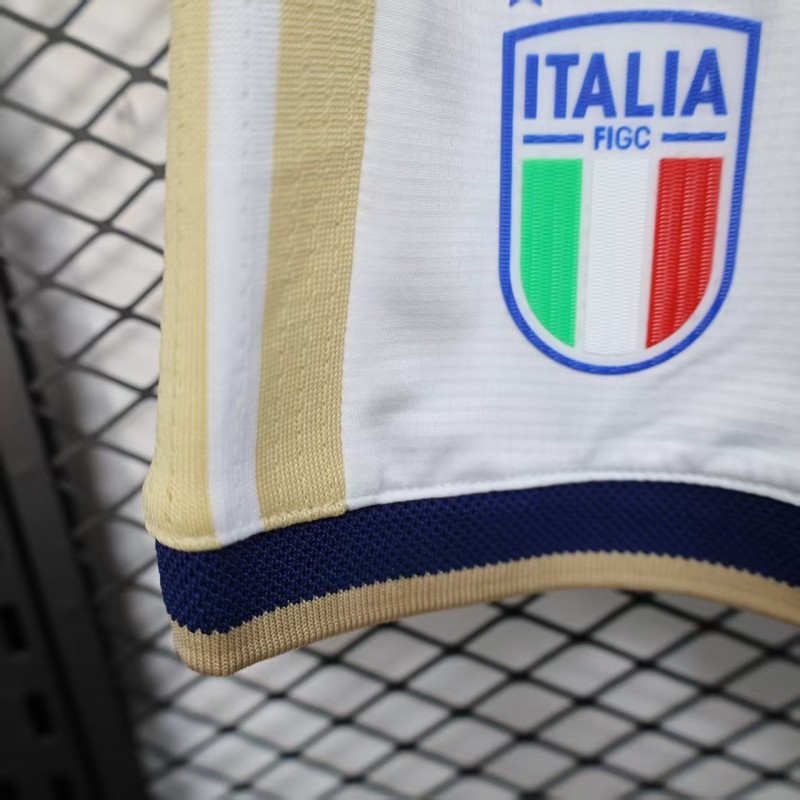 2026 Player Version  Italy Home White with Gold Stripes Shorts