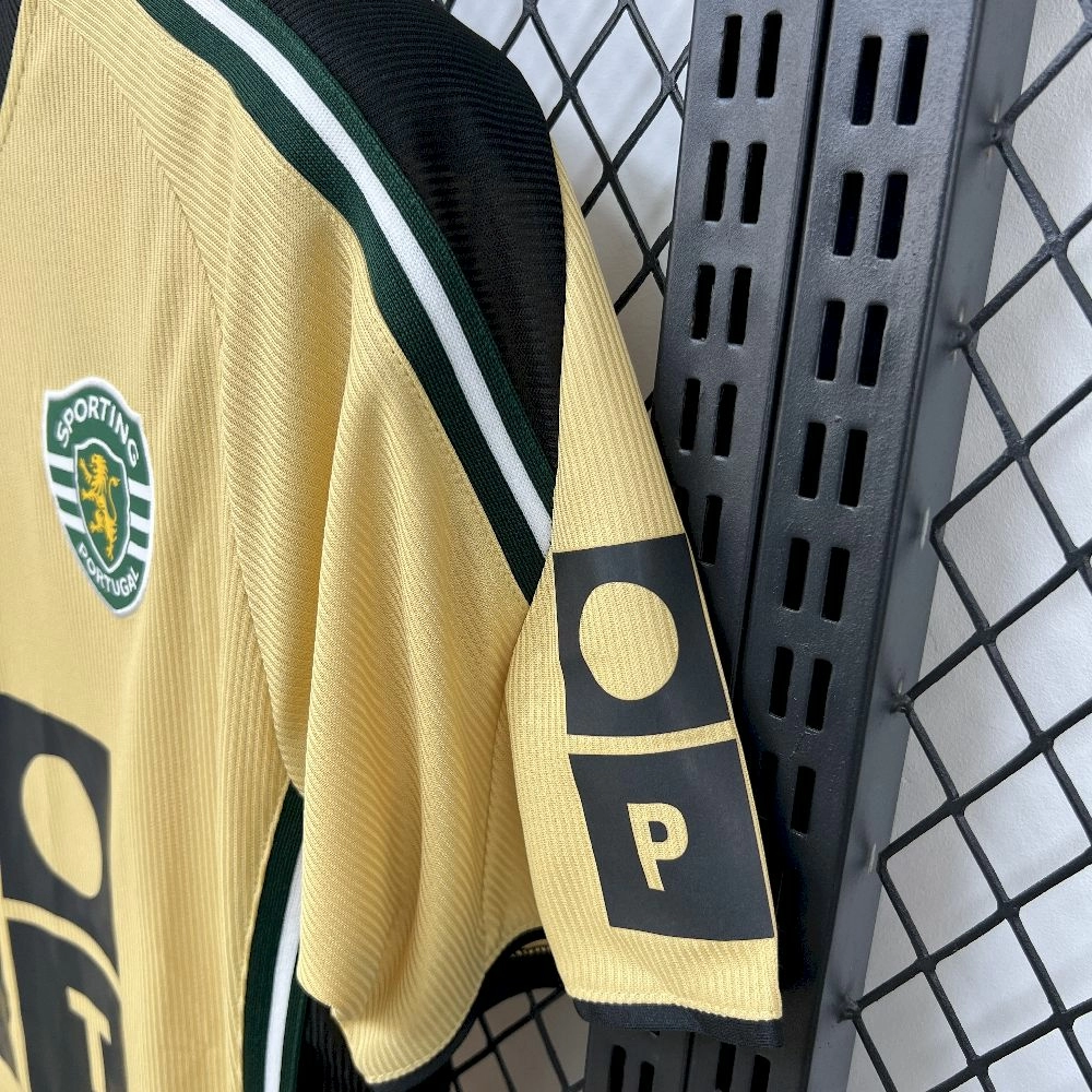 2000/04 Retro Sporting CP Away Jersey