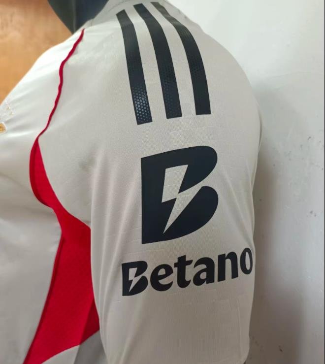 Player Version 25/26 Benfica Away Jersey