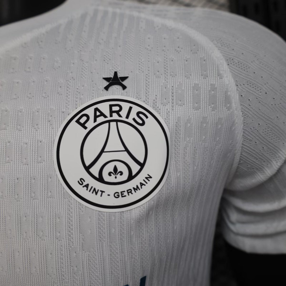 Player Version 25/26 PSG x XO WHITE Pre-Match Jersey