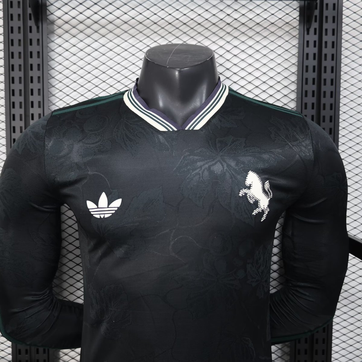 Player Version 25/26 Juventus Third Long Sleeve Jersey
